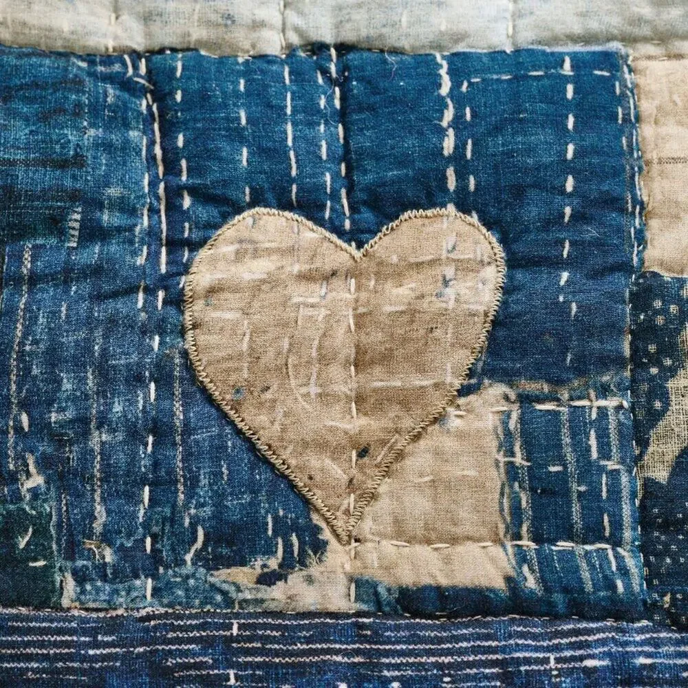 Pottery Barn Love Handcrafted Reversible Quilt Blue Cream Hearts Patchwork KING